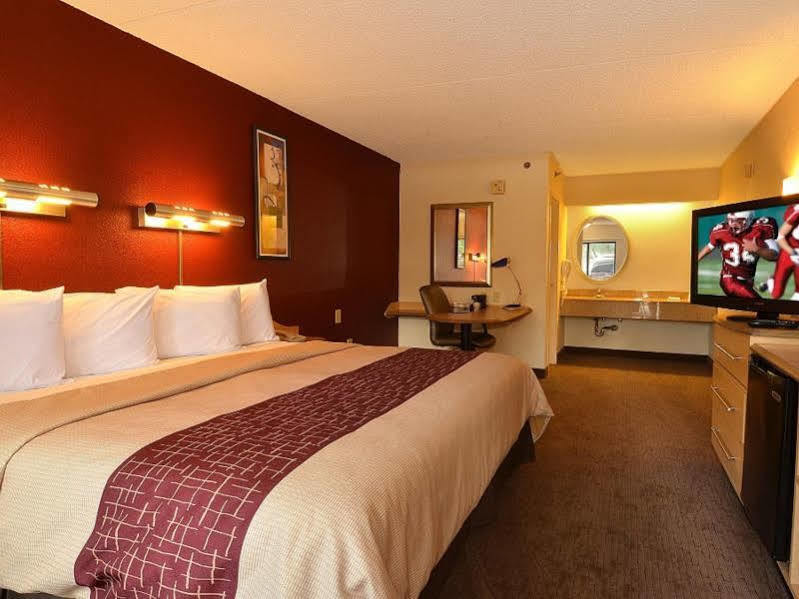 Red Roof Inn Tampa - Brandon Kültér fotó